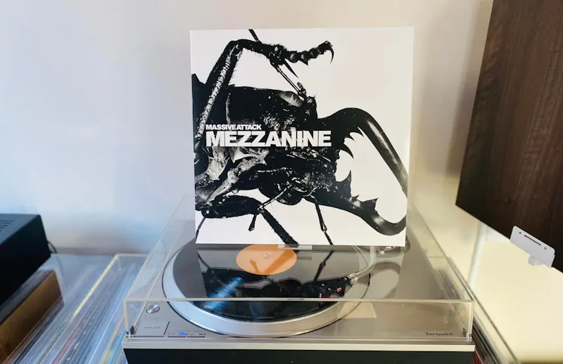 ON THE TURNTABLE: Massive Attack – Mezzanine