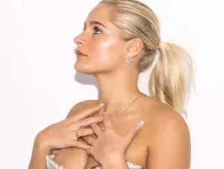 The viral busking sensation and Tik Tok star LIV HARLAND shares new single 'Letters' 82 The viral busking sensation and Tik Tok star LIV HARLAND shares new single 'Letters'