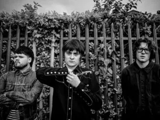 Derry three-piece TOUTS return with new single 'Shane MacGowan’s Teeth'