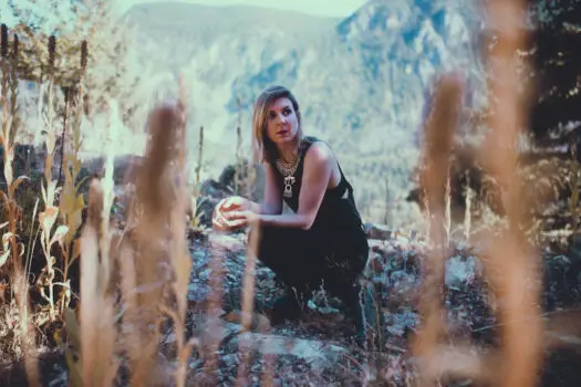 VIDEO PREMIERE: King of Foxes - Swimming in the Undertow 