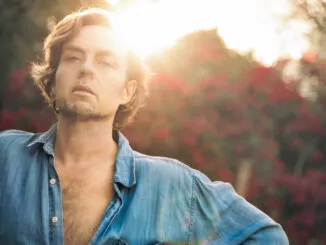 DARREN HAYES releases new club anthem 'Do You Remember?' from his long-awaited new solo record