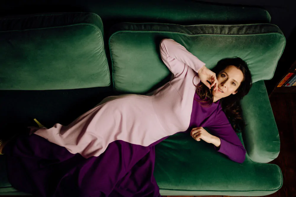 VIDEO PREMIERE: Nerina Pallot unveils the captivating live video for her latest single ‘Cold Places’