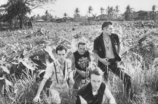 THE CLASH announce ‘Combat Rock / The People’s Hall’ special edition – out 20th May