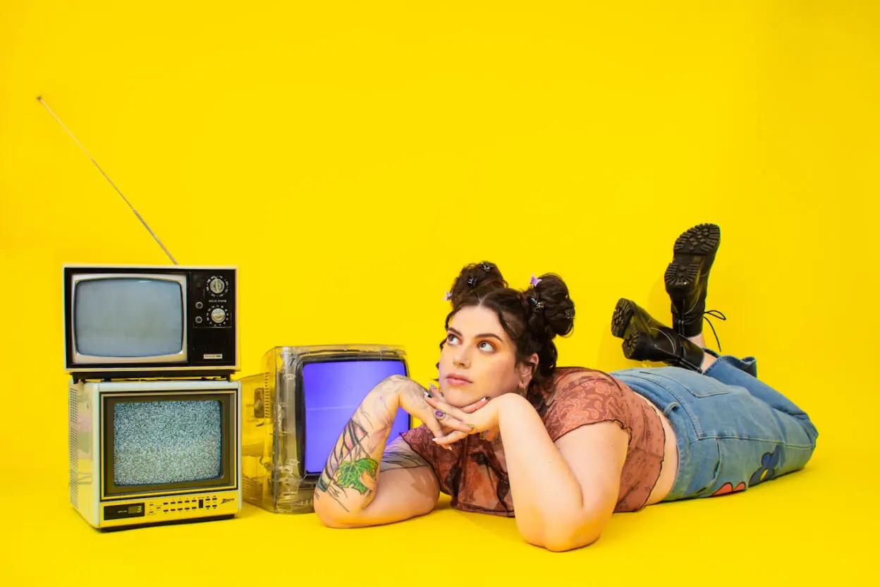 INTERVIEW: Jackie Lipson on her latest single, 'Everything Sucks' & more 