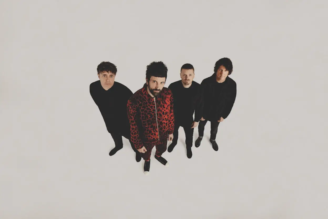 KASABIAN release blistering single ‘SCRIPTVRE’ & announce new album 'The Alchemist’s Euphoria' 