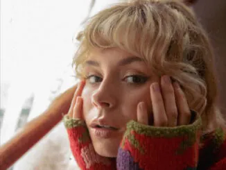 NINA NESBITT announces new album ‘Älskar’ feat: new single ‘Pressure Makes Diamonds’