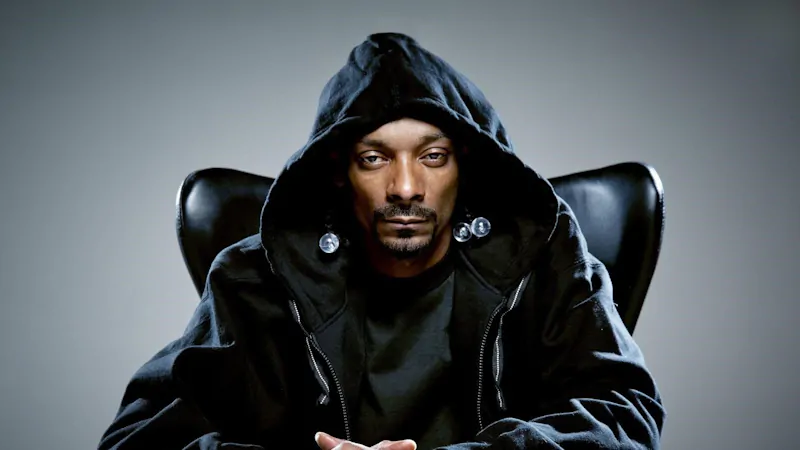 Snoop Dogg Drops Plans for 2022 International Concerts