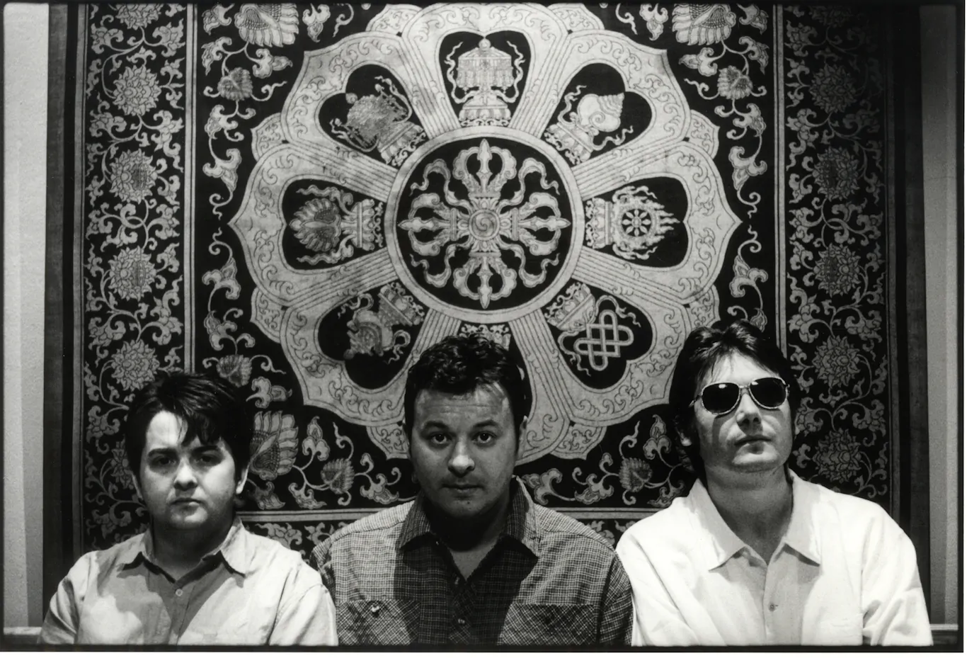 MANIC STREET PREACHERS share previously unheard song ‘Studies In Paralysis’