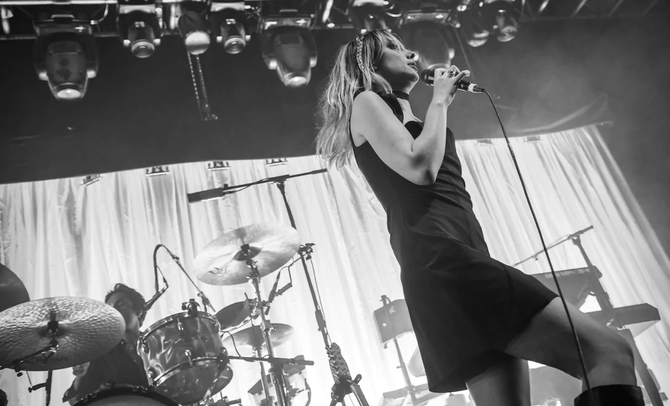 IN FOCUS// Wolf Alice at The Telegraph Building, Belfast, Northern Ireland 85 IN FOCUS// Wolf Alice at The Telegraph Building, Belfast, Northern Ireland