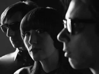 YEAH YEAH YEAHS share new music video for "Wolf" 81 Yeah Yeah Yeahs