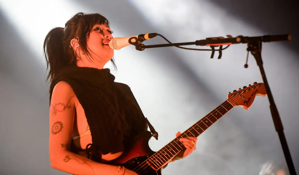 IN FOCUS// Beabadoobee at Ulster Hall. Belfast