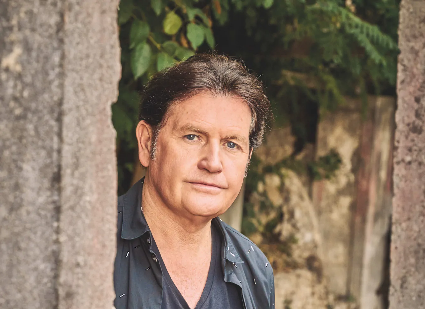 INTERVIEW: Charlie Burchill on new Simple Minds album ‘Direction of the Heart’