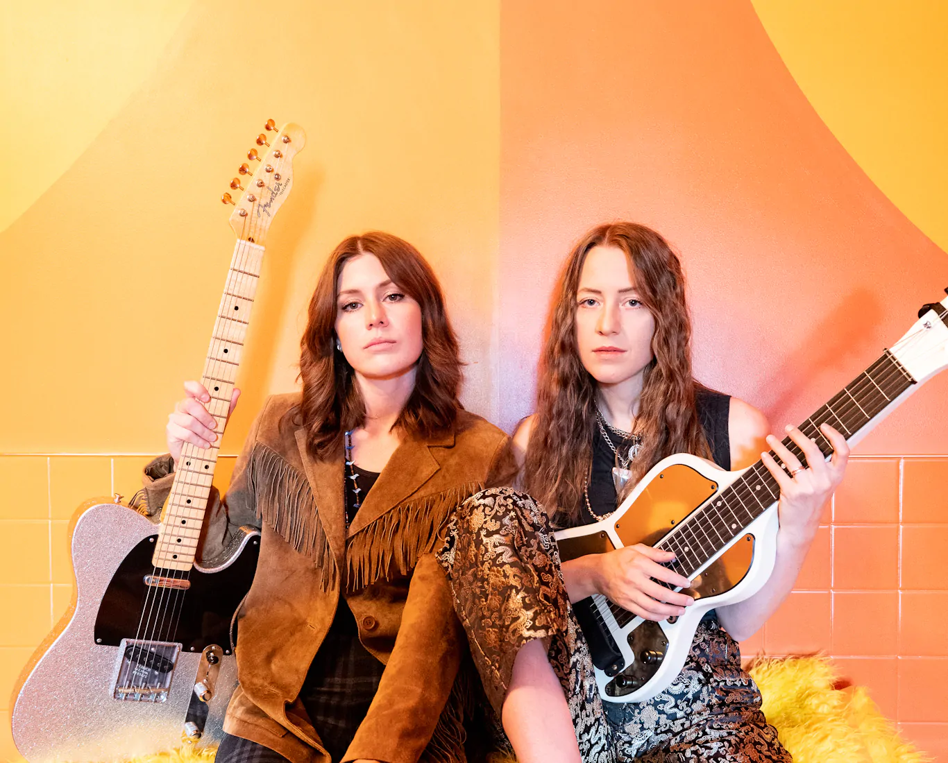 LARKIN POE share new track ‘Southern Comfort’ from upcoming sixth album ‘Blood Harmony’