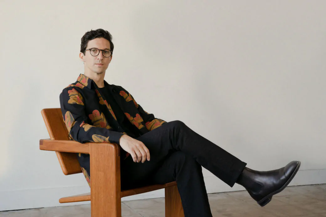 DAN CROLL announces new album ‘Fools’ out May 19th alongside the rousing new single ‘Slip Away’