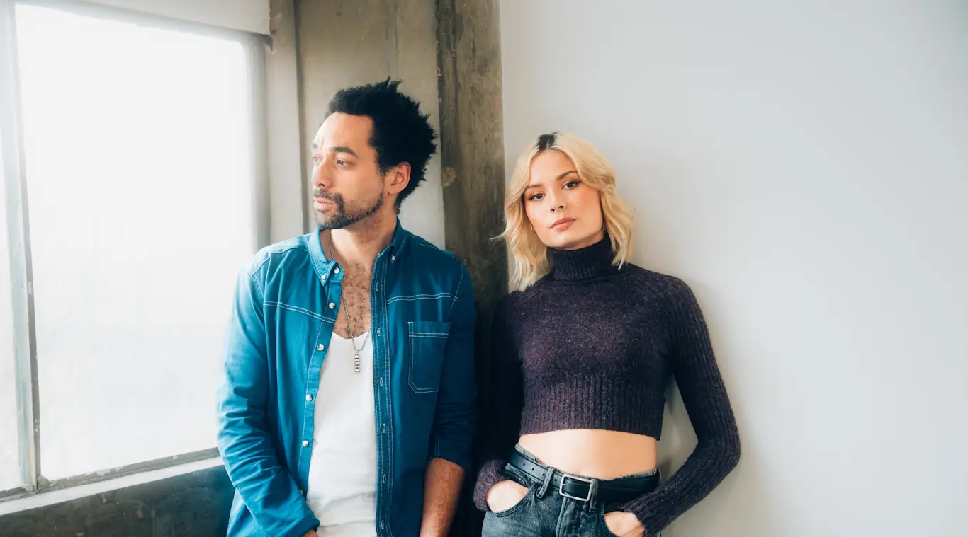 BEN EARLE of The Shires teams up with NINA NESBITT for new single ‘Make It Easy’