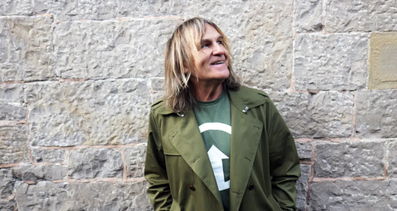 INTERVIEW: Mike Peters from Welsh rock legends The Alarm on their brand new album ‘Forwards’