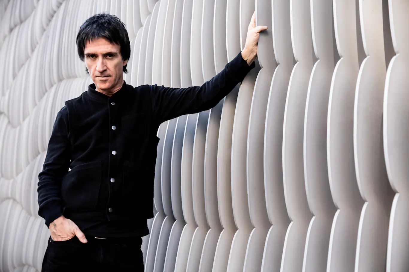 JOHNNY MARR announces ‘Spirit Power: The Best Of Johnny Marr’ with new single ‘Somewhere’