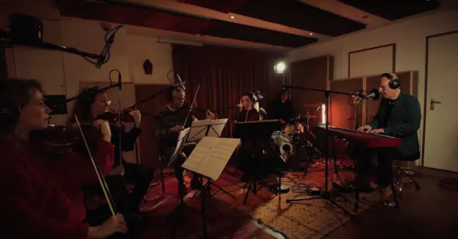 Philip Selway & Elysian Collective