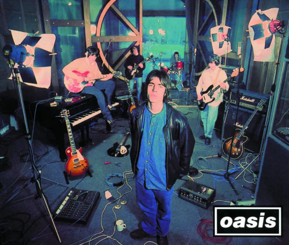 OASIS unveil new live version of classic debut single ‘SUPERSONIC’ recorded at the Limelight, Belfast