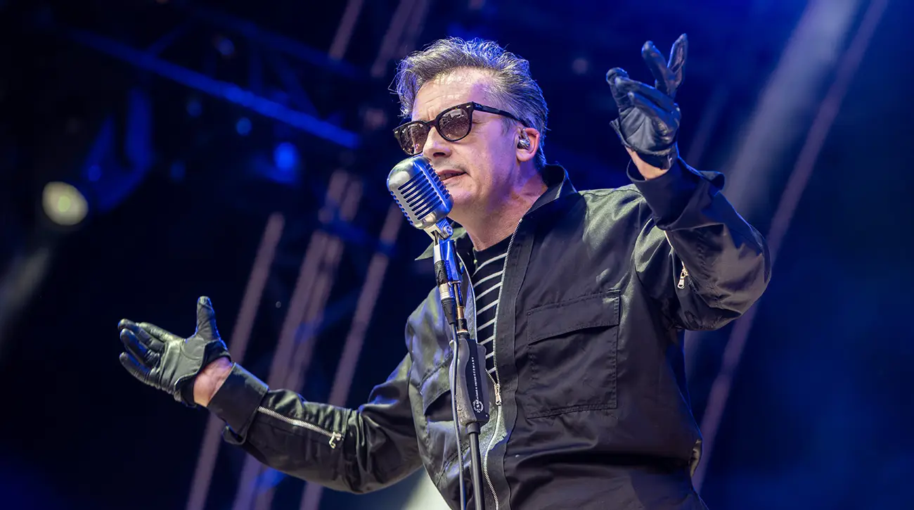 IN FOCUS// THE DAMNED at Custom House Square, Belfast © Bernie McAllister