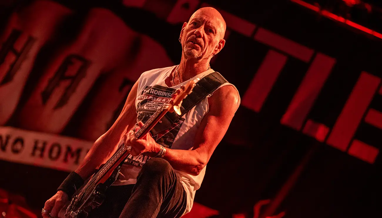 IN FOCUS// STIFF LITTLE FINGERS at Custom House Square, Belfast © Bernie McAllister