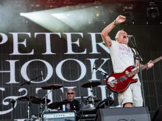 PETER HOOK & THE LIGHT