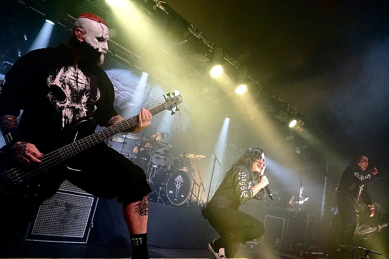 IN FOCUS// Lacuna Coil at Rock City, Nottingham Credit: Alina Salihbekova