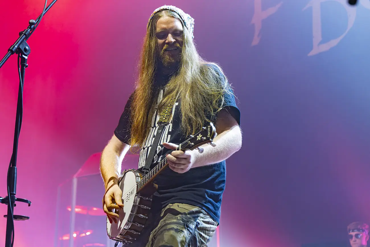 Ferocious Dog with String Orchestra – O2 City Hall, Newcastle upon Tyne Credit: Iam Burn