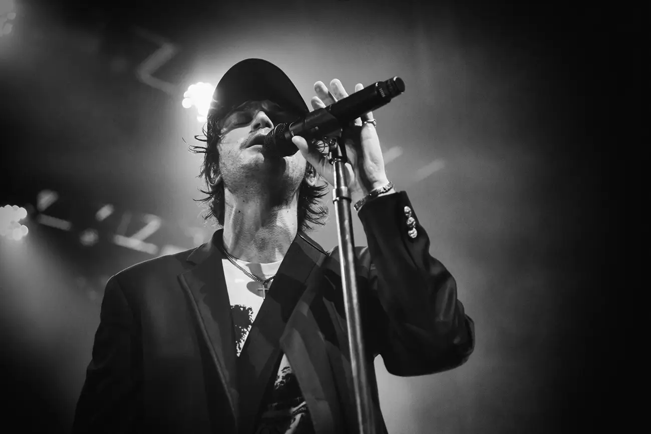 LIVE REVIEW: Djo Shines Beyond the Screen in Dazzling London Show 86 LIVE REVIEW: Djo Transcends Actor-Turned-Musician Clichés in Dazzling London Set Credit: Denise Esposito