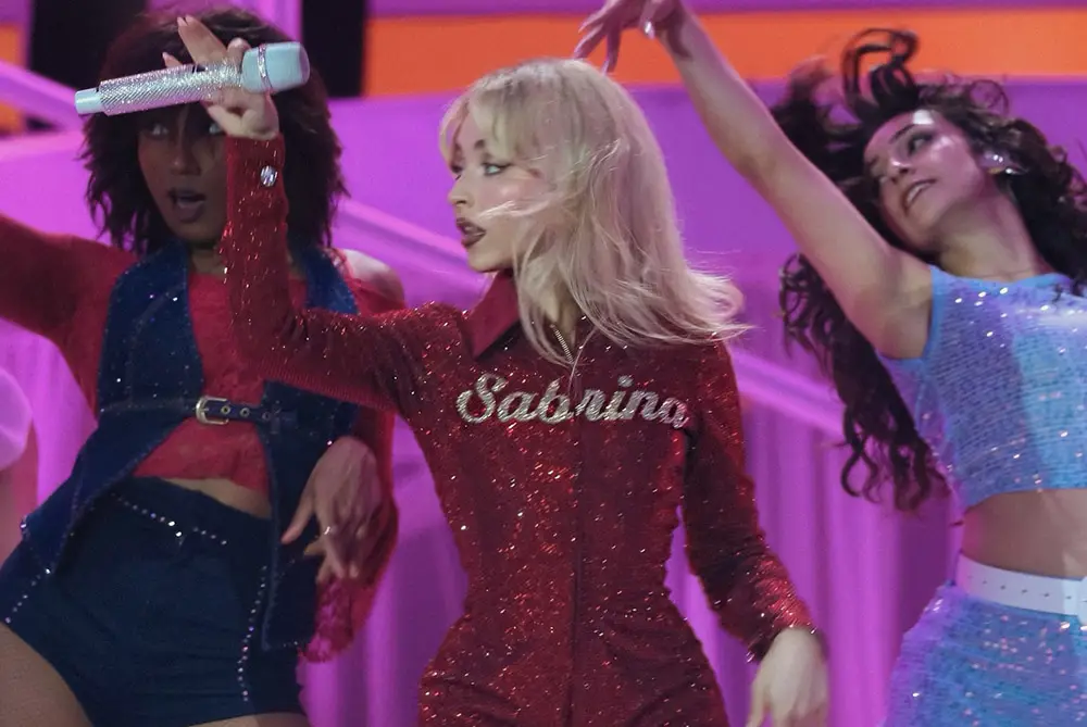 LIVE REVIEW: Sabrina Carpenter lights up Hyde Park with a playful, fearless pop spectacle 84 Sabrina Carpenter